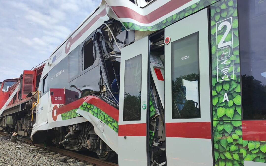 Ozbiljna nesreća sudara teretnog vlaka broj 81330 i putničkog vlaka broj 931, oznaka pruge L 214, km 9+350, 8. kolovoza 2026.